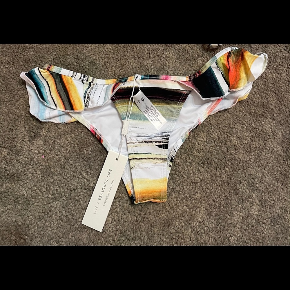 LAST ONE Super cute Striped Bikini NWT - Picture 8 of 8